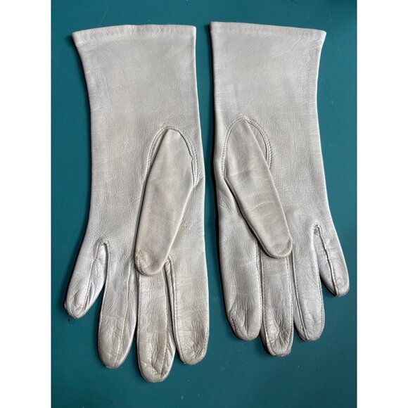 VTG Italian White Womens Leather Gloves Silk Lined Italy - Picture 2 of 4